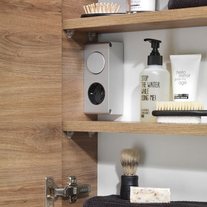 Tiger Stikkontakt m/bryter